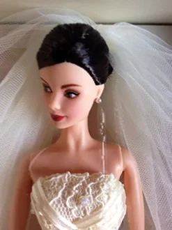 Barbie Carolina Herrera Collector Designer Brunette Bride Platinum Label