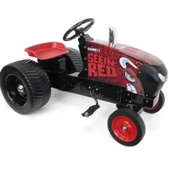 ERTL Case IH Magnum Seein’ Red Pulling Pedal Tractor 44337
