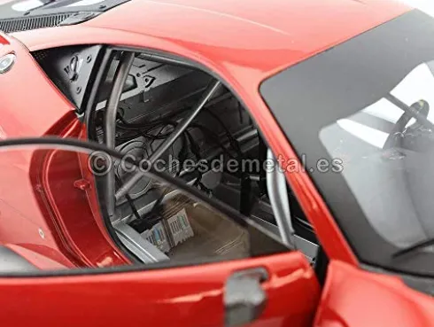 Ferrari 1:18 458 Italia GT2 Presentation Model Red