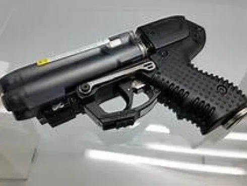 FIRESTORM JPX 6C-S Black Bundle Pepper Spray with Practice Magazine and Holster