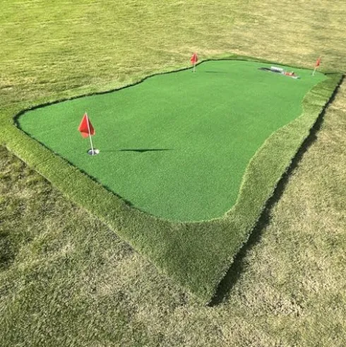 FixtureDisplays Golf Putting Green Mat Set Artificial Turf with Golf Balls and Putter 20 X 10