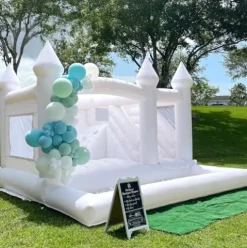 Gymodel Inflatable Bounce House 14.7×14.7×9.8 FT with 950W Blower White