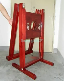 Stage Magic Tricks French Guillotine Illusion